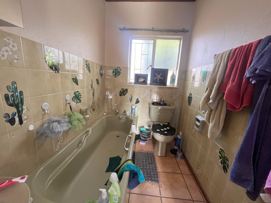 4 Bedroom Property for Sale in Pellissier Free State